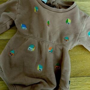 Oeuf Baby Onesie. Cozy cozy!